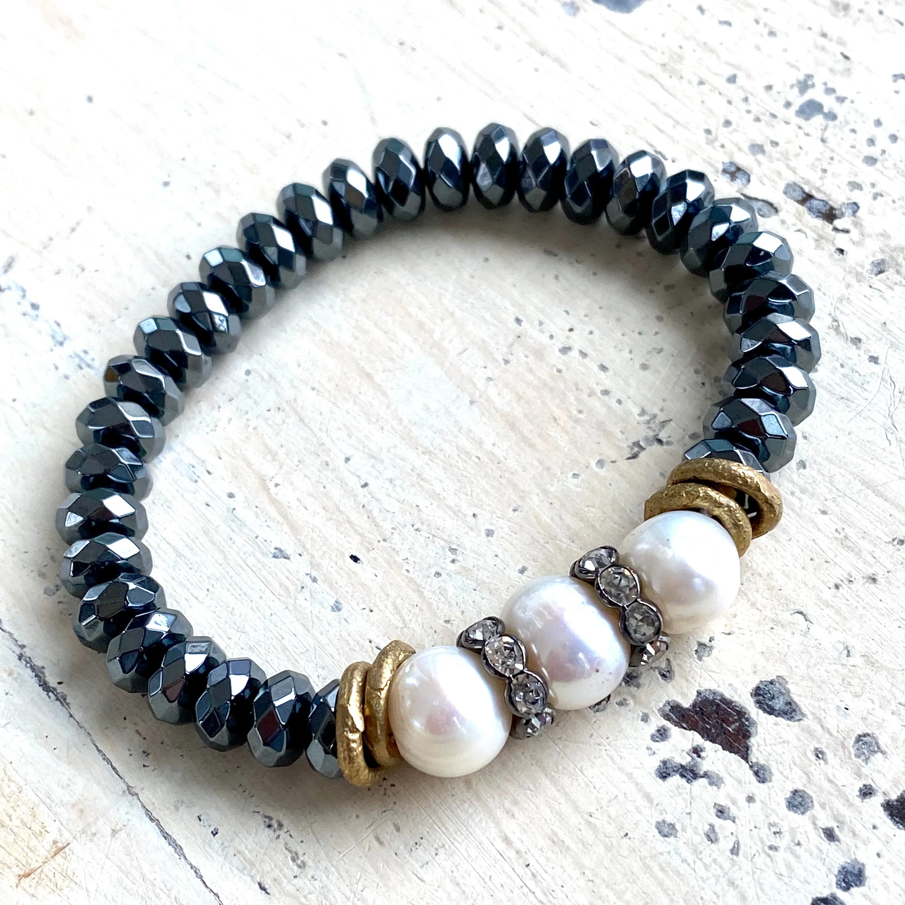 Freshwater Pearls and Hematite Beaded Bracelet