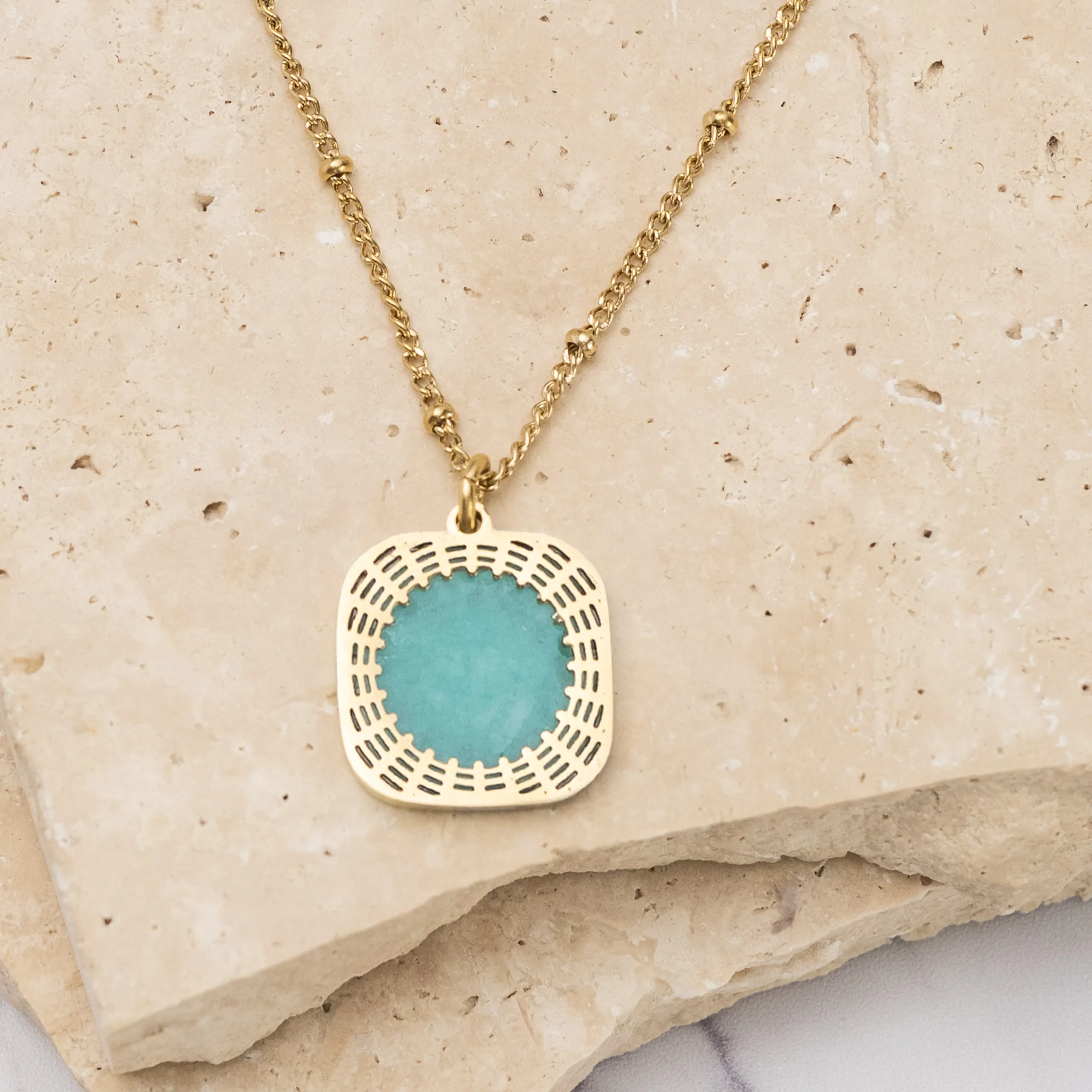 Mila 18k gold plated blue agate necklace