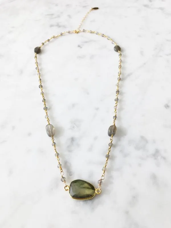 Mrs. Parker Endless Summer Labradorite Necklace in Gold